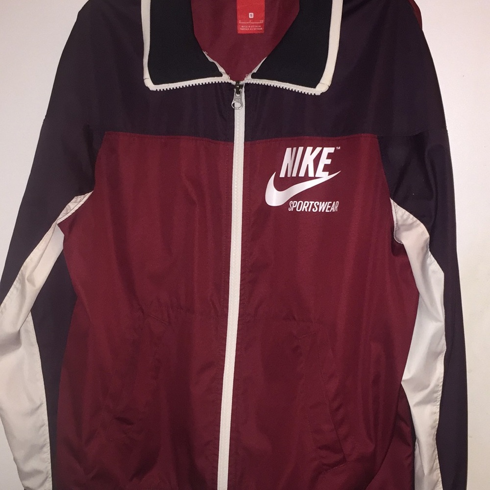 Nike windbreaker